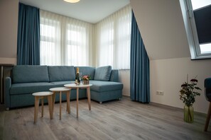 Living area - Hotel Hanseat Stralsund (Stralsund)