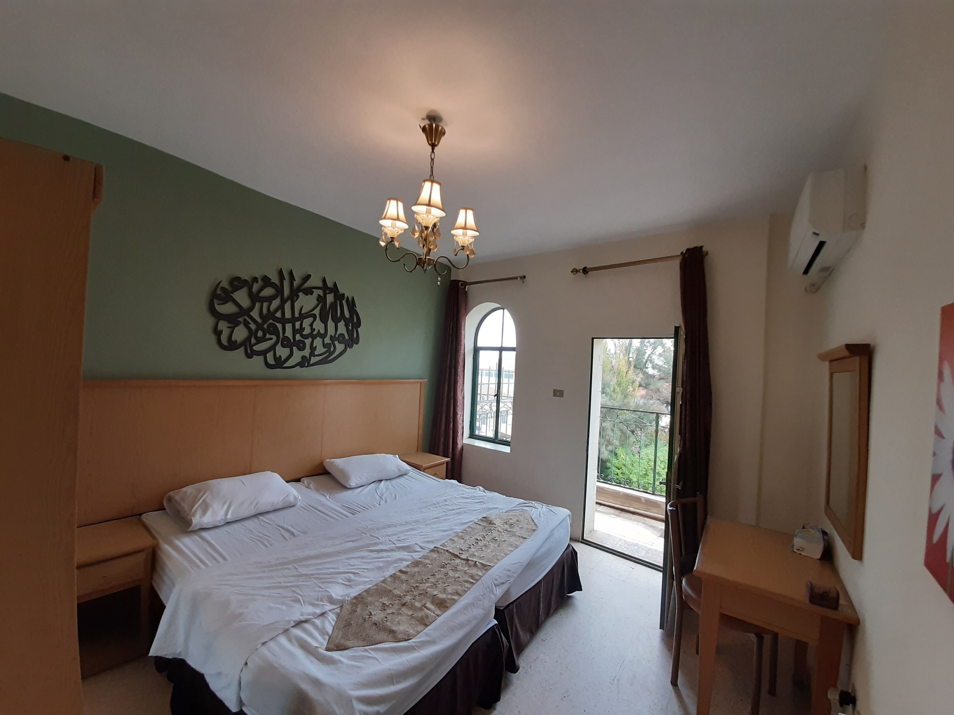 Bureau, Wi-Fi gratuit