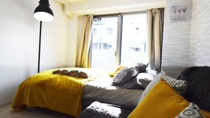 Apartment (304)