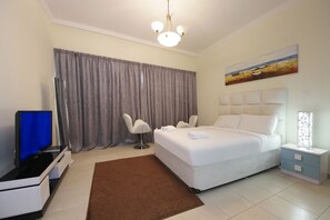 Deluxe Studio | Free WiFi, bed sheets - Cozy Studio in Down Town Dubai (Dubai)