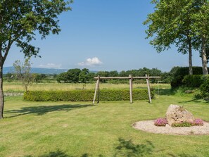 Children's area - Beautiful apartment in villa for 4 guests with WIFI, pool, TV, terrace and pets allowed (Lake Bolsena)