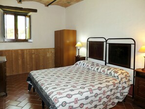 2 Schlafzimmer, Reisekinderbett, kostenloses WLAN
