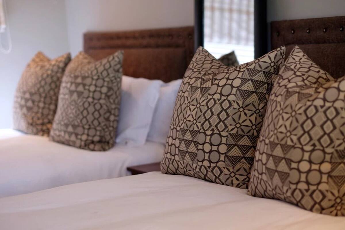 In-room safe, desk, iron/ironing board, free WiFi