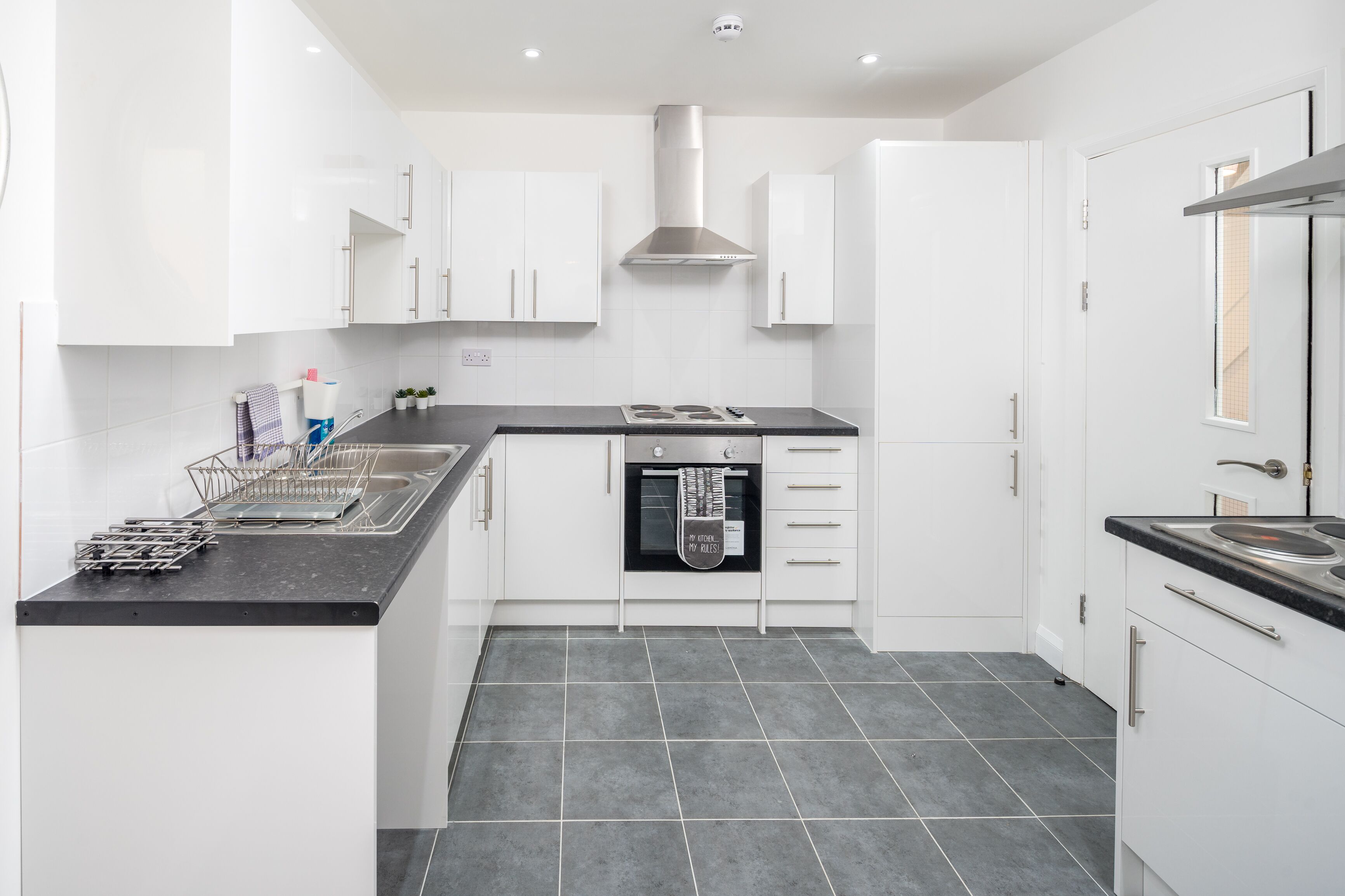 Fridge, microwave, stovetop, electric kettle