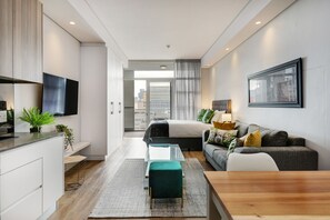 Interior - Backup-Power Apartment with Big Balcony in the CBD on Popular Bree Street  (Cape Town)