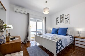 2 quartos, ferros/tábuas de passar roupa, berço de viagem, Wi-Fi