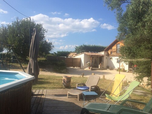 110m2 house + pool, No neighbors, in the countryside between Uzès and Cévennes