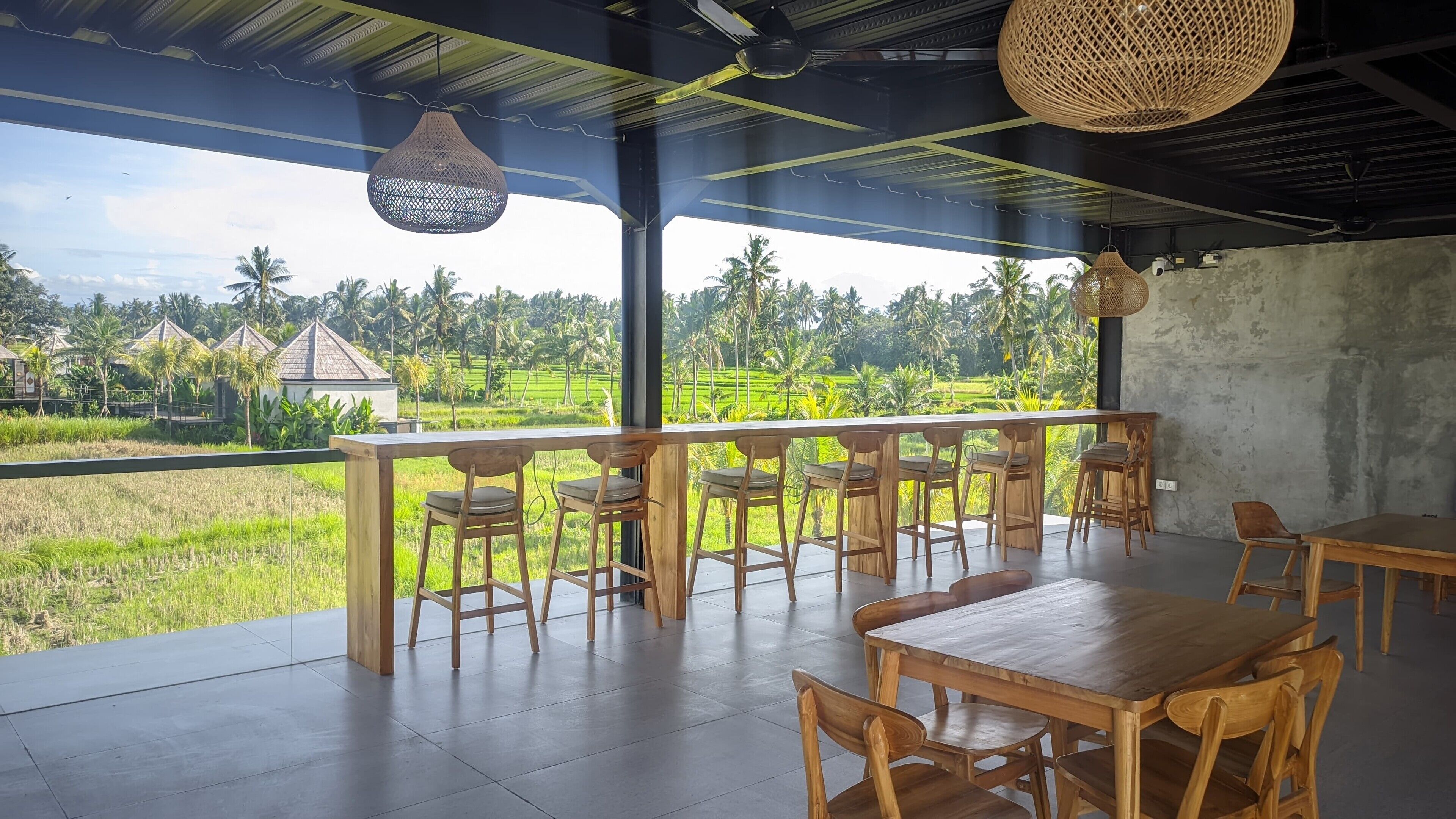 Se sirven desayunos, comidas y cenas 