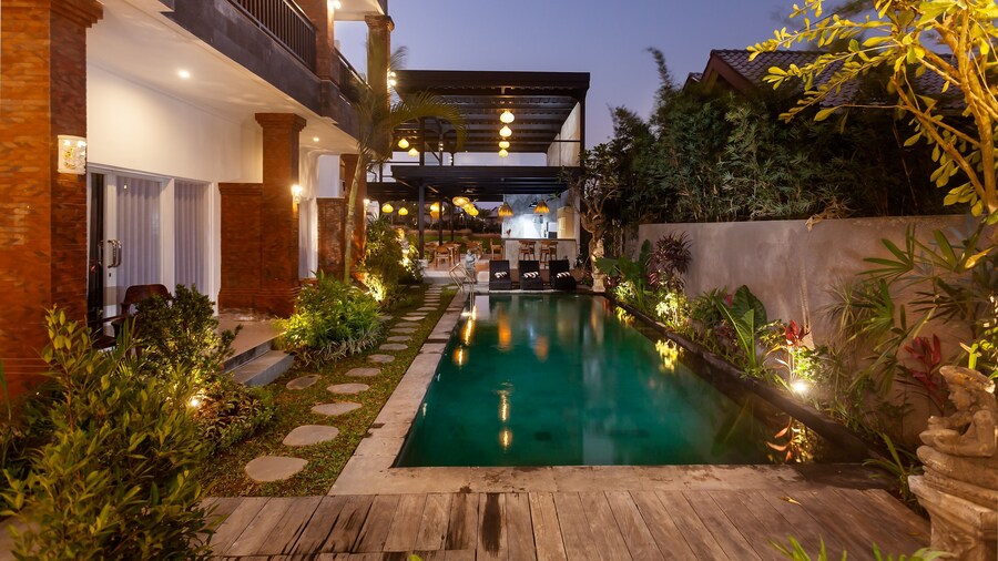 Sujiwa Ubud Hotel & Villa