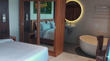 Chambre Luxe | Bureau, espace de travail pour ordinateur portable, rideaux occultants