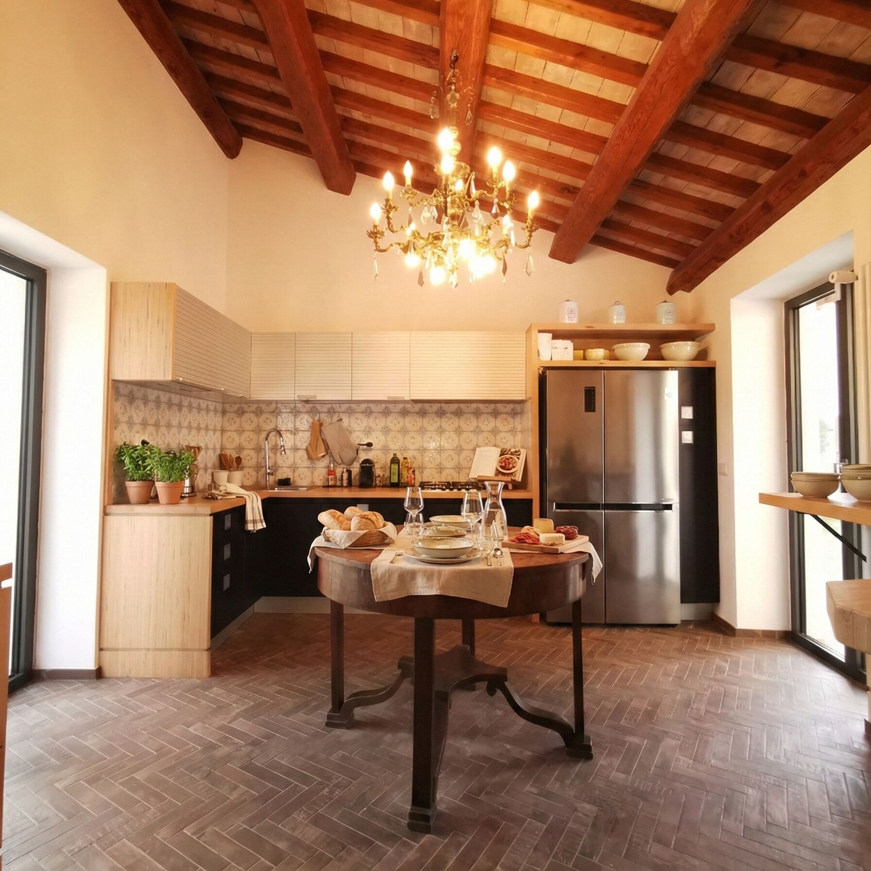 Frigorifero, microonde, forno, lavastoviglie