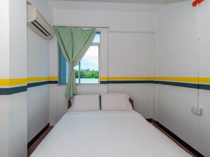 Standard Double Room | Desk, iron/ironing board, free WiFi, bed sheets - SPOT ON 89936 Sutera Inn (Kota Kinabalu)