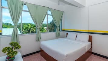 Desk, iron/ironing board, free WiFi, bed sheets