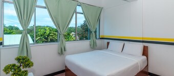 SPOT ON 89936 수테라 인