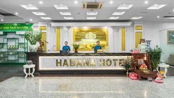 Check-in/check-out kiosk