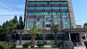 Bagian depan properti