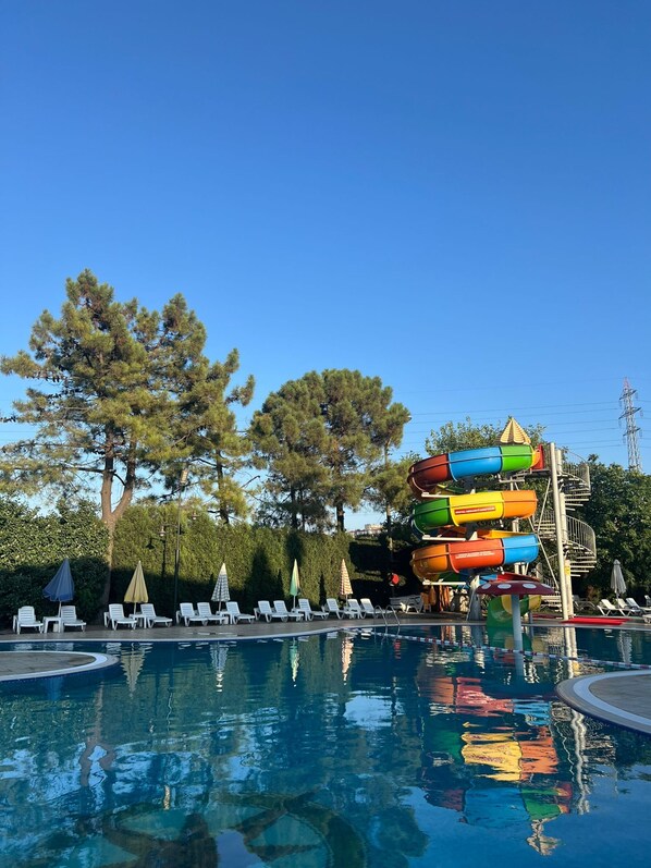 Seasonal outdoor pool