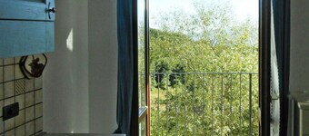 Cosy apartment for 6 people with WIFI, TV, patio, pets allowed and panoramic view