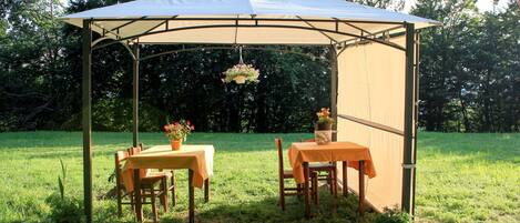Buiten dineren