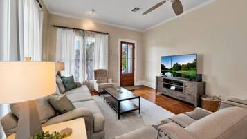 Una Smart TV, Netflix, servicios de streaming