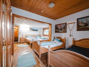 5 chambres, lit de bébé portatif, accès au Wi-Fi (inclus)