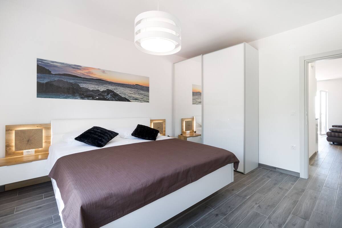 Deluxe Apartment, Terrace, Sea View