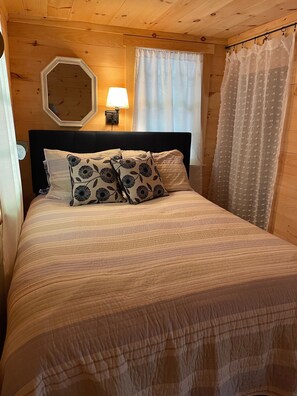 2 多间卧室、免费 WiFi、床单、轮椅无障碍