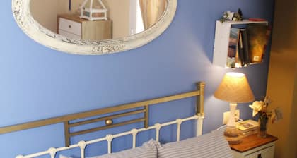FRANCISCO PIZARRO APARTMENT: THE ESSENCE OF THE HOSPITALITY