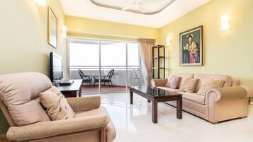 Classic Apartment | Living room