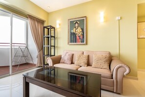 Interior - OYO Home 89794 Uncommon 2br Sri Sayang (George Town)