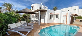 Casa Sol: Mediterranean Charm by the Sea