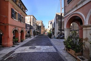 House | Exterior - Luxury Family House (Corfu)