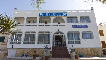 Facciata della struttura