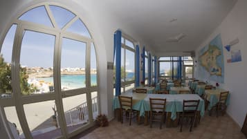 Tägliches inbegriffenes einheimisches Frühstück