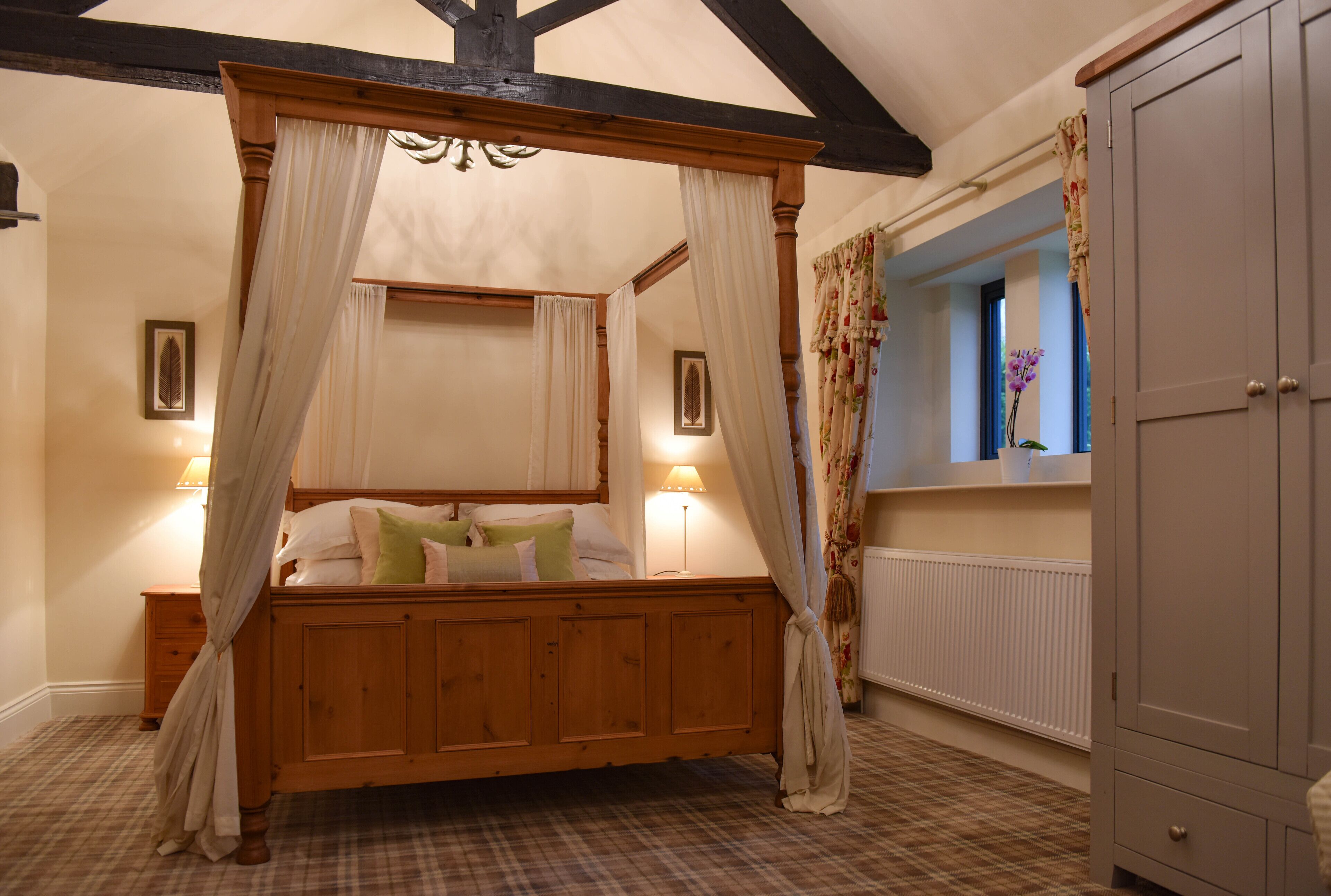 Deluxe Family Room | Individually decorated, individually furnished, desk, iron/ironing board