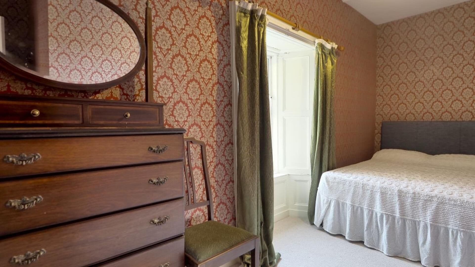 3 chambres, fer et planche à repasser, Wi-Fi gratuit, draps fournis
