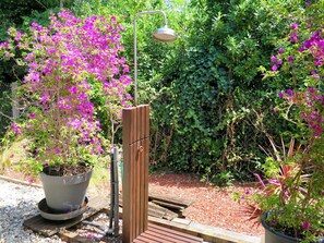Property grounds - Wonderful private villa for 10 guests with WIFI, TV and terrace (Soulac-sur-mer)