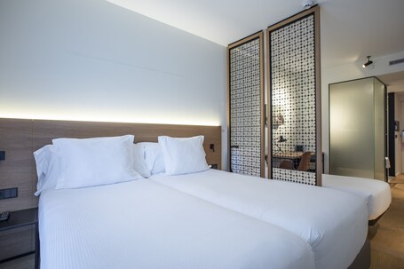 Hotel Paxton Barcelona - view 2