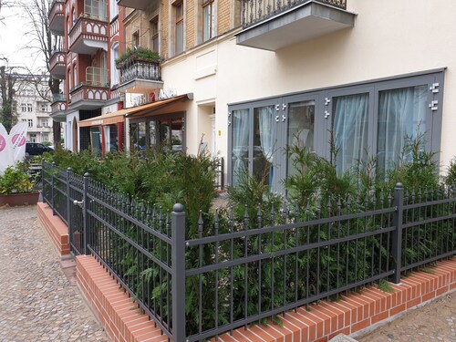 Modern holiday apartment in a quiet location on Lake Tegel
