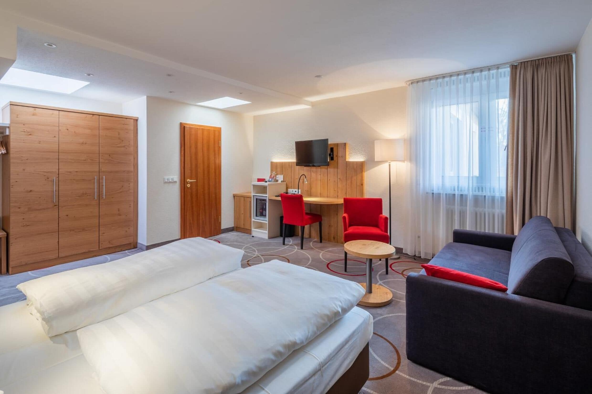 1 bedroom, minibar, in-room safe, desk