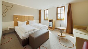 Dobbeltrom – comfort (Plus) | Minibar, safe på rommet, skrivebord og skrivebord for bærbar PC