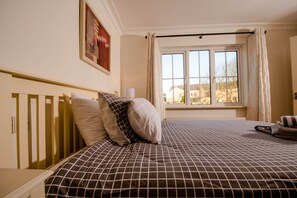 Maison Deluxe, 4 chambres, vue jardin