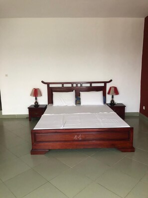 Junior Suite, Sea View | Desk, blackout drapes, iron/ironing board, rollaway beds - Ngor House (Dakar)