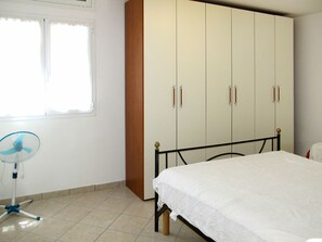 1 habitación, cuna de viaje y wifi gratis