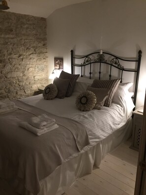 Småhus | 1 soverom, sengetøy av topp kvalitet og senger med overmadrass