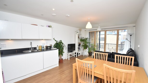 Apartment | In-room dining - Spacious 1BR apartment in London (London)