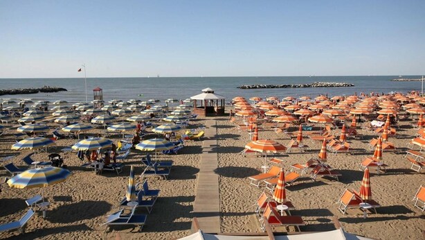 Beach - Hotel Villa Dina (Rimini)