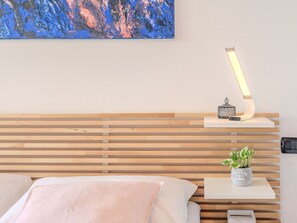 1 室のベッドルーム、旅行用ベビーベッド、WiFi (無料)、ベッドシーツ