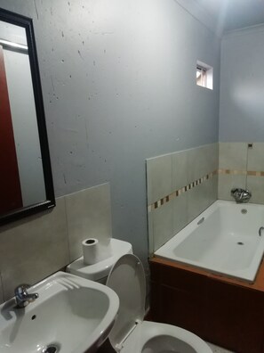 Artículos de tocador gratuitos, toallas, jabón, shampoo