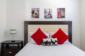 2 makuuhuonetta, silitysrauta/-lauta, ilmainen Wi-Fi, vuodevaatteet